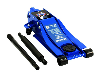 Домкрат подкатной AE&T двухнасосный низк. 3т